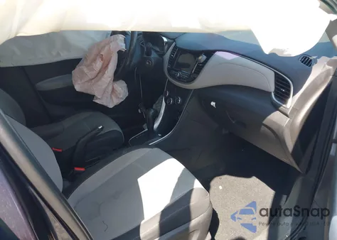 2018 Chevrolet Trax Ls from USA, damaged, VIN 3GNCJKSBXJL147801